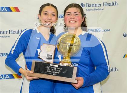 Thumbnail 3 in Valley Christian vs Snowflake (AIA 3A Final - Awards) photogallery.