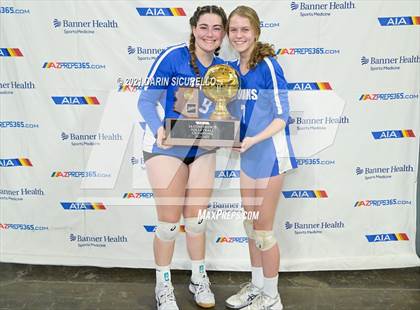 Thumbnail 2 in Valley Christian vs Snowflake (AIA 3A Final - Awards) photogallery.