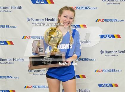 Thumbnail 2 in Valley Christian vs Snowflake (AIA 3A Final - Awards) photogallery.