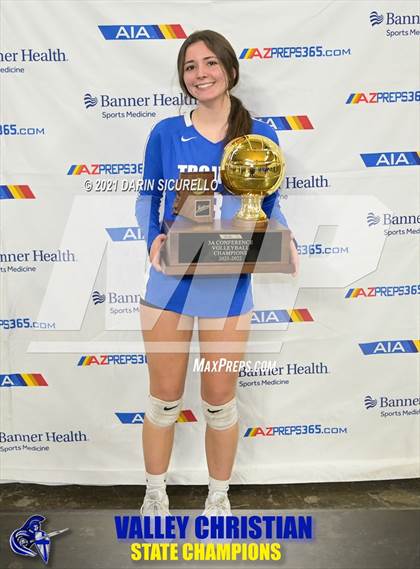 Thumbnail 2 in Valley Christian vs Snowflake (AIA 3A Final - Awards) photogallery.
