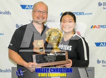 Thumbnail 1 in Valley Christian vs Snowflake (AIA 3A Final - Awards) photogallery.