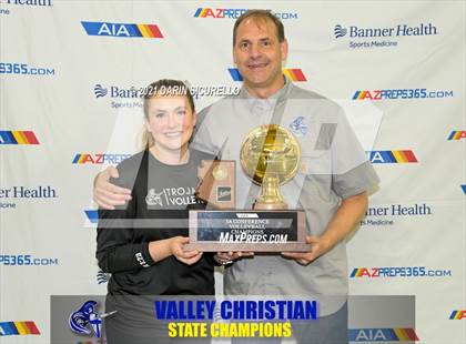 Thumbnail 2 in Valley Christian vs Snowflake (AIA 3A Final - Awards) photogallery.