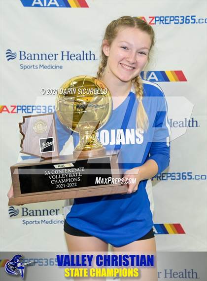 Thumbnail 1 in Valley Christian vs Snowflake (AIA 3A Final - Awards) photogallery.