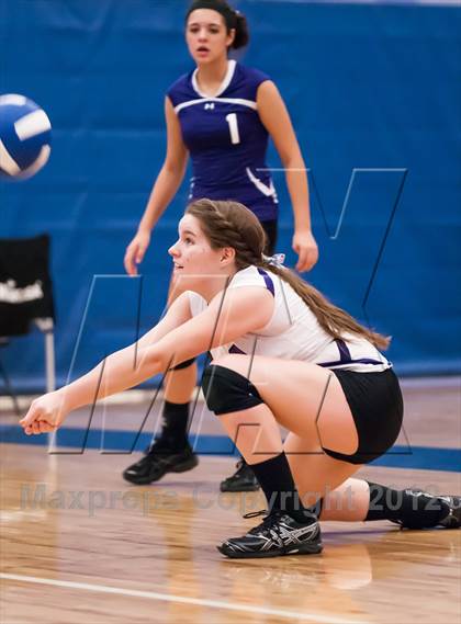 Thumbnail 3 in Arvada West vs. Grand Junction photogallery.