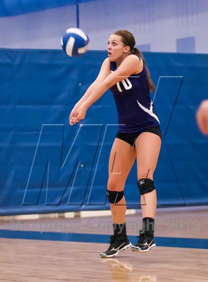 Thumbnail 1 in Arvada West vs. Grand Junction photogallery.