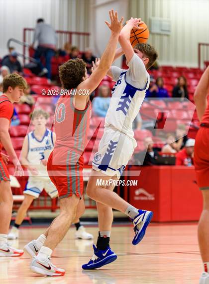 Thumbnail 1 in Cotter vs Highland (Billy Ply Classic) photogallery.