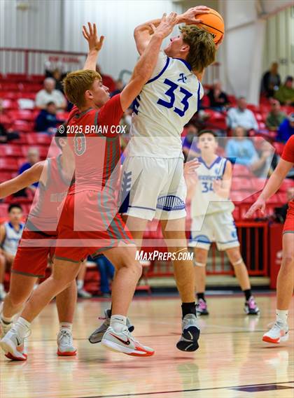 Thumbnail 3 in Cotter vs Highland (Billy Ply Classic) photogallery.