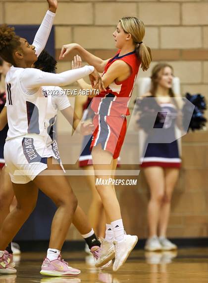 Thumbnail 3 in Chaparral @ Cherokee Trail photogallery.