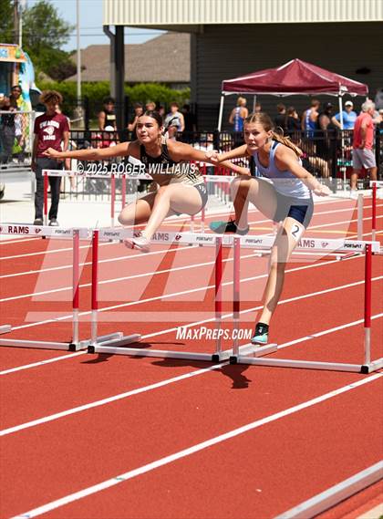 Thumbnail 3 in OSSAA 5A/6A - Owasso 2025 photogallery.
