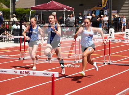Thumbnail 3 in OSSAA 5A/6A - Owasso 2025 photogallery.