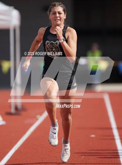 Thumbnail 1 in OSSAA 5A/6A - Owasso 2025 photogallery.