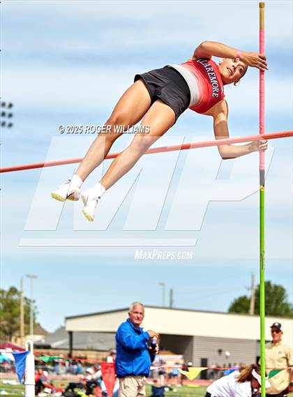 Thumbnail 2 in OSSAA 5A/6A - Owasso 2025 photogallery.