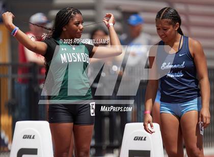 Thumbnail 2 in OSSAA 5A/6A - Owasso 2025 photogallery.