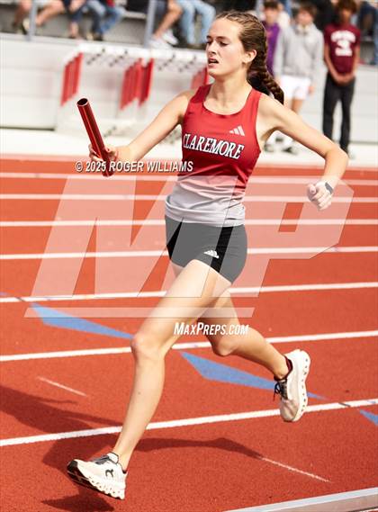 Thumbnail 1 in OSSAA 5A/6A - Owasso 2025 photogallery.