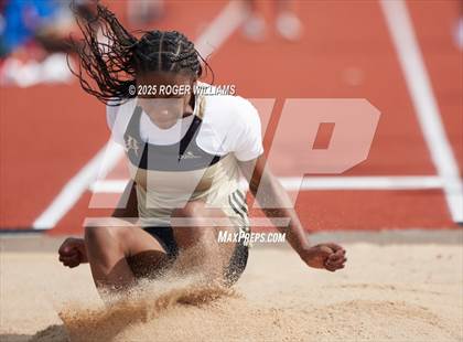 Thumbnail 3 in OSSAA 5A/6A - Owasso 2025 photogallery.