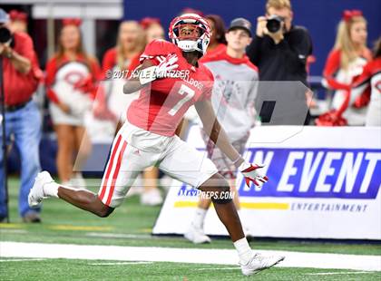 Thumbnail 1 in Kennedale vs. Carthage (UIL 4A Division 1 Final)  photogallery.