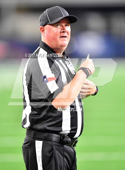 Thumbnail 1 in Kennedale vs. Carthage (UIL 4A Division 1 Final)  photogallery.