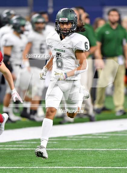 Thumbnail 2 in Kennedale vs. Carthage (UIL 4A Division 1 Final)  photogallery.