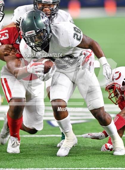 Thumbnail 1 in Kennedale vs. Carthage (UIL 4A Division 1 Final)  photogallery.