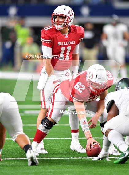 Thumbnail 2 in Kennedale vs. Carthage (UIL 4A Division 1 Final)  photogallery.