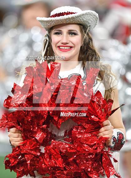 Thumbnail 3 in Kennedale vs. Carthage (UIL 4A Division 1 Final)  photogallery.
