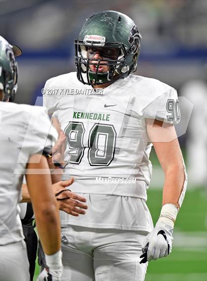 Thumbnail 2 in Kennedale vs. Carthage (UIL 4A Division 1 Final)  photogallery.