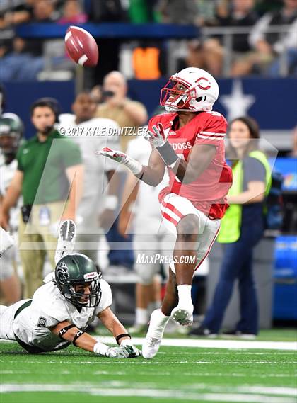Thumbnail 1 in Kennedale vs. Carthage (UIL 4A Division 1 Final)  photogallery.