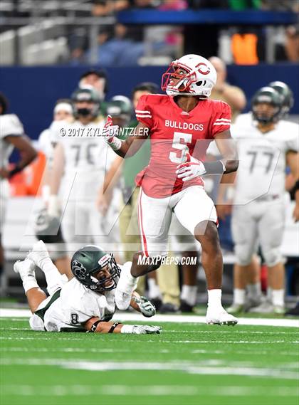Thumbnail 2 in Kennedale vs. Carthage (UIL 4A Division 1 Final)  photogallery.