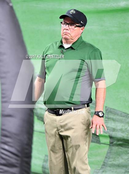 Thumbnail 3 in Kennedale vs. Carthage (UIL 4A Division 1 Final)  photogallery.
