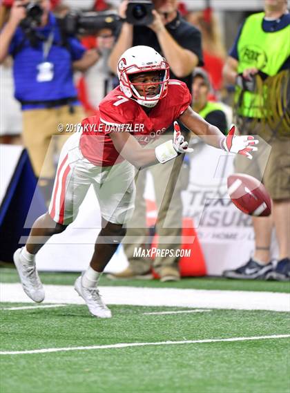 Thumbnail 2 in Kennedale vs. Carthage (UIL 4A Division 1 Final)  photogallery.