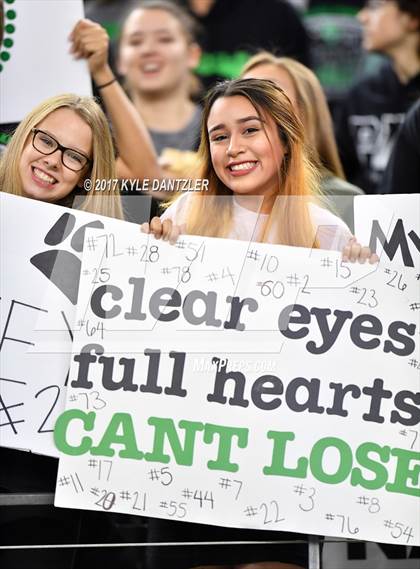 Thumbnail 3 in Kennedale vs. Carthage (UIL 4A Division 1 Final)  photogallery.