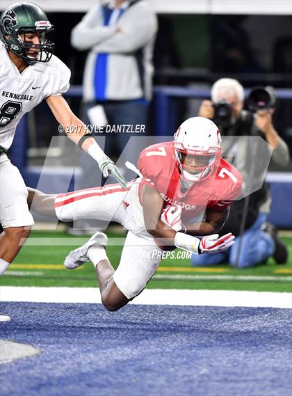 Thumbnail 1 in Kennedale vs. Carthage (UIL 4A Division 1 Final)  photogallery.