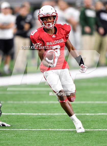 Thumbnail 2 in Kennedale vs. Carthage (UIL 4A Division 1 Final)  photogallery.