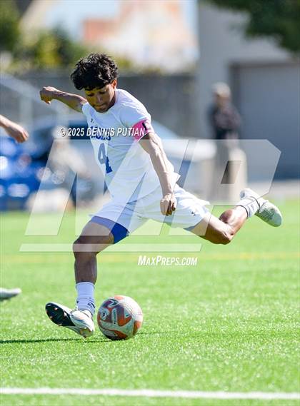 Thumbnail 2 in Los Altos @ Bellarmine College Prep (CCS D1 Quarterfinals) photogallery.