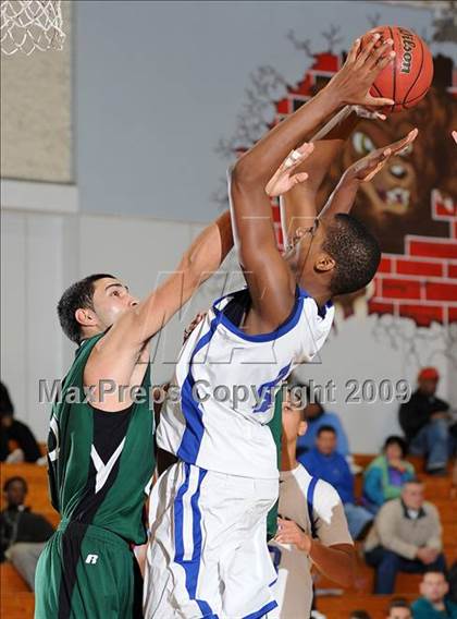 Thumbnail 2 in McNair vs. Bear Creek (Bruin Shoot-Out) photogallery.