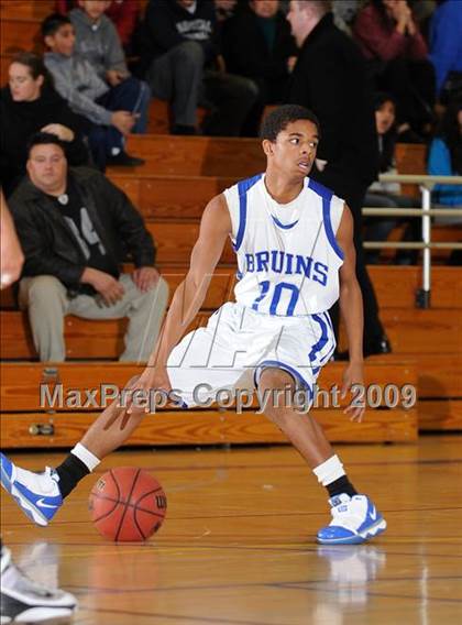 Thumbnail 2 in McNair vs. Bear Creek (Bruin Shoot-Out) photogallery.