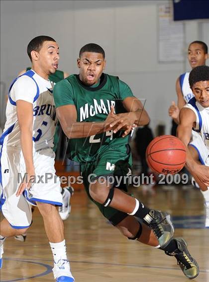 Thumbnail 1 in McNair vs. Bear Creek (Bruin Shoot-Out) photogallery.