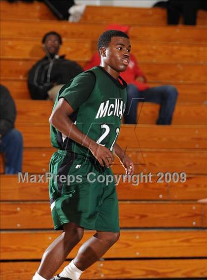 Thumbnail 1 in McNair vs. Bear Creek (Bruin Shoot-Out) photogallery.