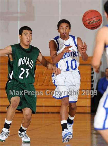 Thumbnail 2 in McNair vs. Bear Creek (Bruin Shoot-Out) photogallery.
