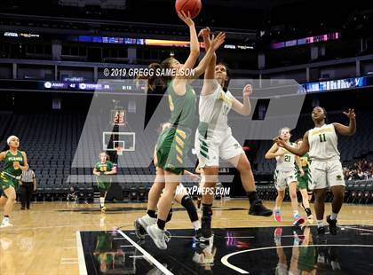 Thumbnail 3 in Rio Americano vs. Placer @ Golden 1 Center photogallery.