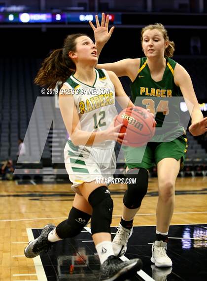 Thumbnail 2 in Rio Americano vs. Placer @ Golden 1 Center photogallery.