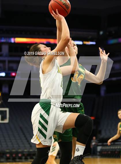 Thumbnail 3 in Rio Americano vs. Placer @ Golden 1 Center photogallery.