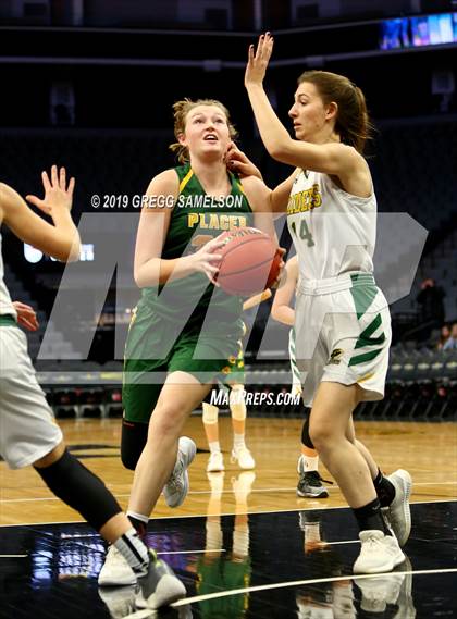 Thumbnail 3 in Rio Americano vs. Placer @ Golden 1 Center photogallery.