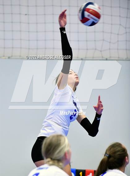 Thumbnail 3 in Episcopal vs. Concordia Lutheran (Houston Open Tournament) photogallery.