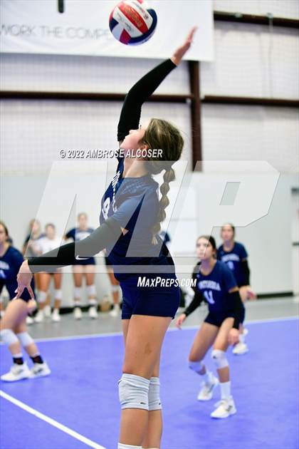 Thumbnail 2 in Episcopal vs. Concordia Lutheran (Houston Open Tournament) photogallery.