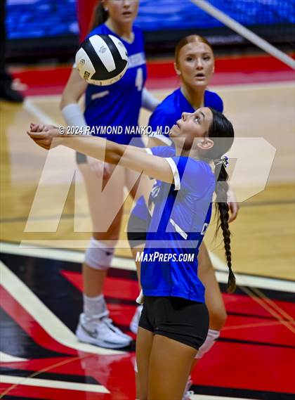 Thumbnail 3 in Yorktown vs. Carroll (IHSAA 4A State Final)   photogallery.