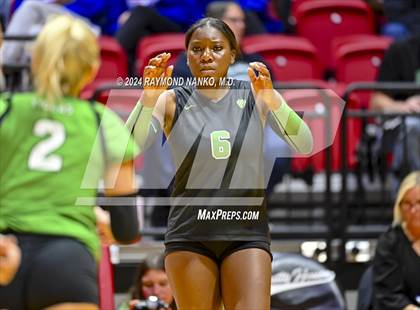 Thumbnail 3 in Yorktown vs. Carroll (IHSAA 4A State Final)   photogallery.