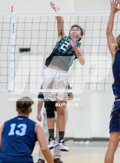 Thumbnail 2 in Indian River @ Hickory photogallery.
