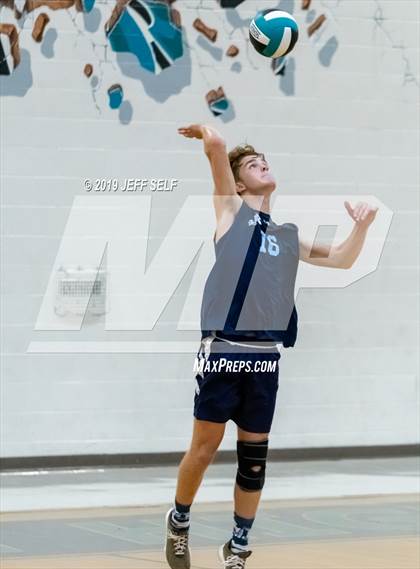 Thumbnail 1 in Indian River @ Hickory photogallery.