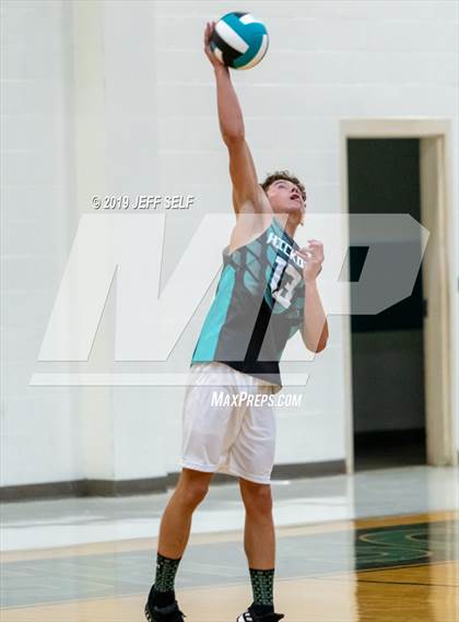 Thumbnail 2 in Indian River @ Hickory photogallery.